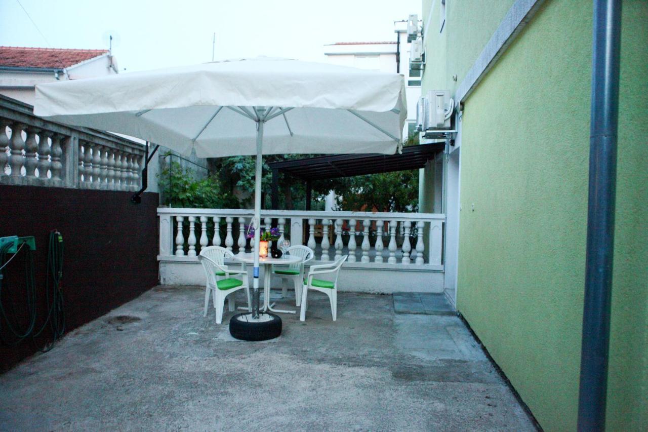 Apartmani Andrej Vodice Exterior foto