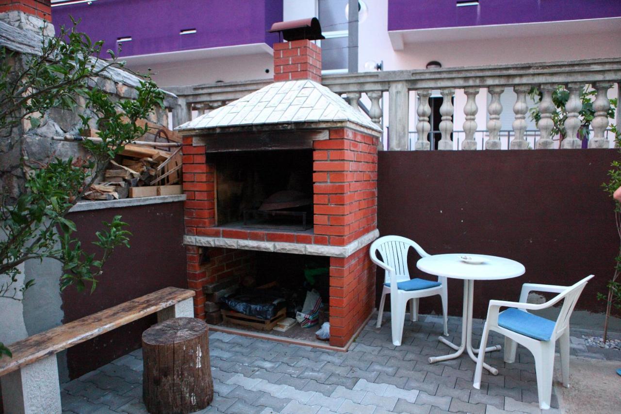 Apartmani Andrej Vodice Exterior foto