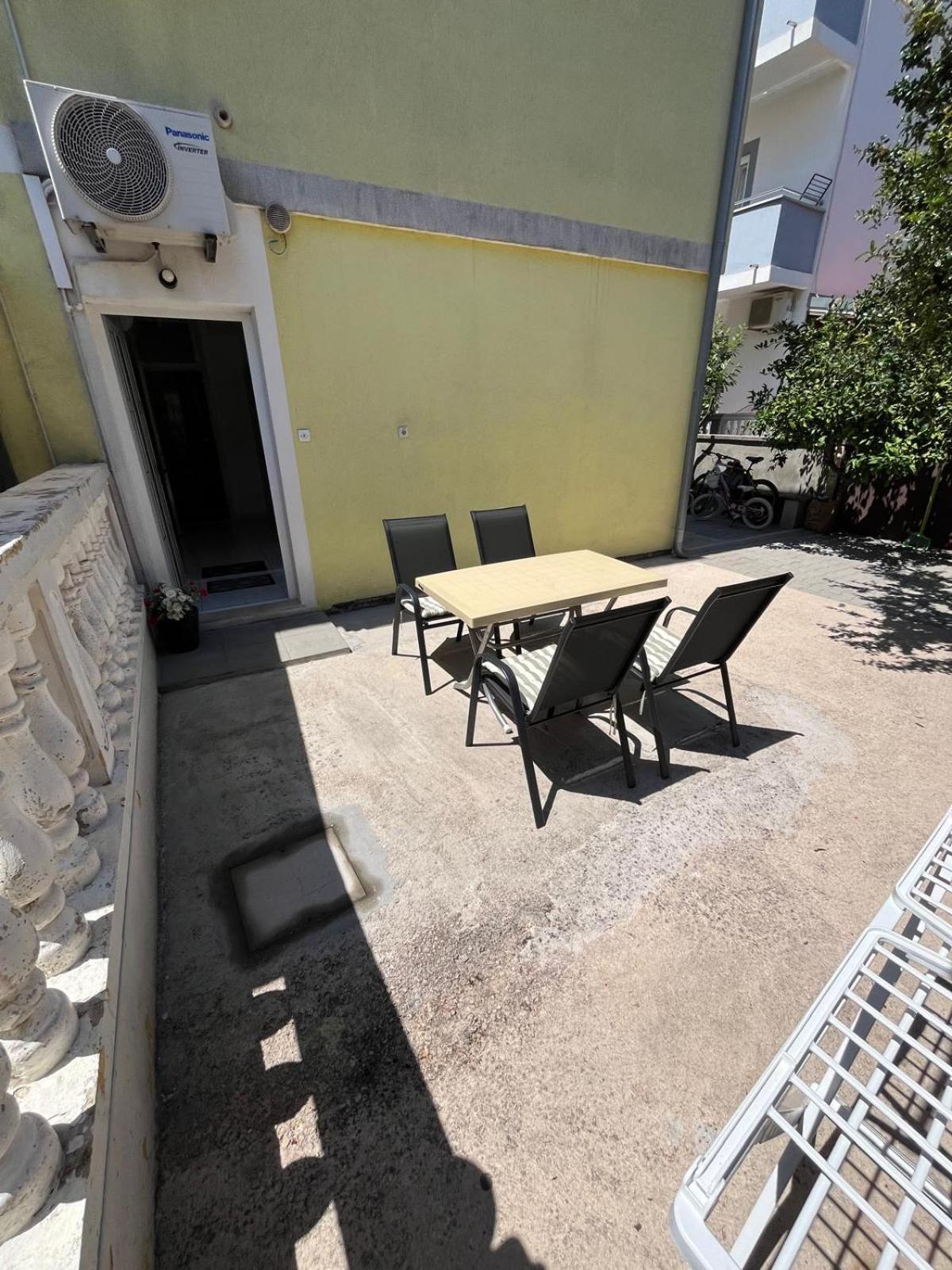 Apartmani Andrej Vodice Exterior foto